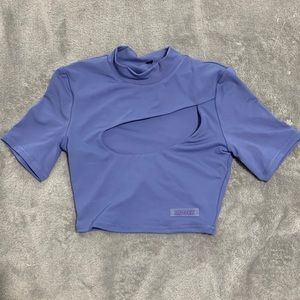 BO+TEE CROP TOP